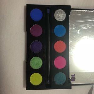 Urban Decay Electric Palette